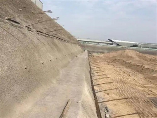 伊川河道边坡加固